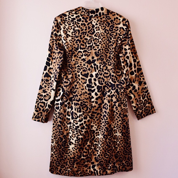 FIRM PRICE⬇️Caché Leopard Print Trench Coat - Picture 7 of 8